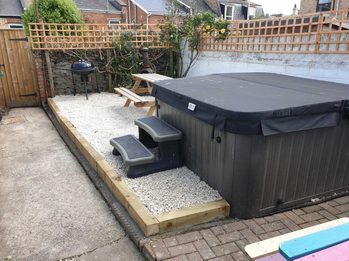 Belmont Villa - 4 Bed - Hot Tub Additional Cost - Sleeps 10-Tjs22Bv Ilfracombe Bagian luar foto