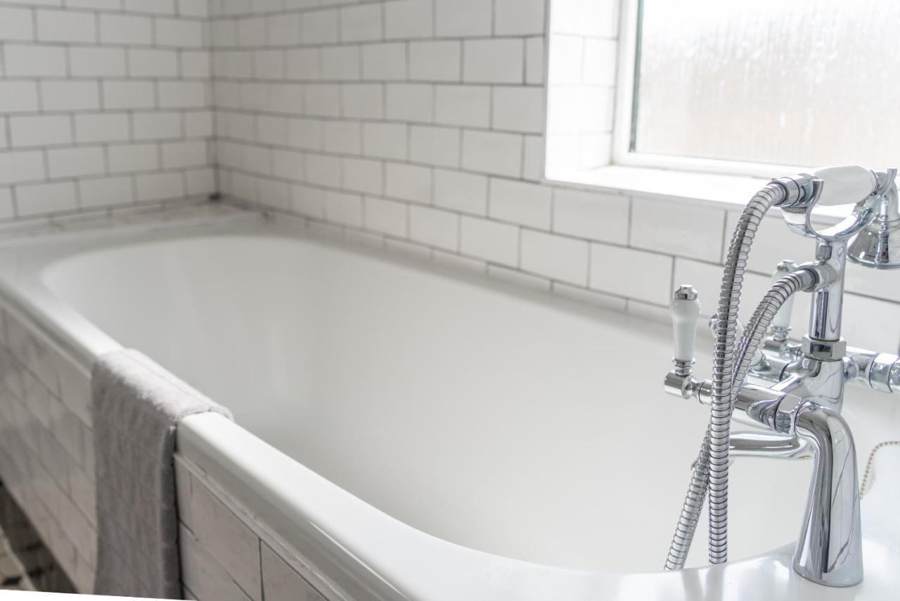 Belmont Villa - 4 Bed - Hot Tub Additional Cost - Sleeps 10-Tjs22Bv Ilfracombe Bagian luar foto