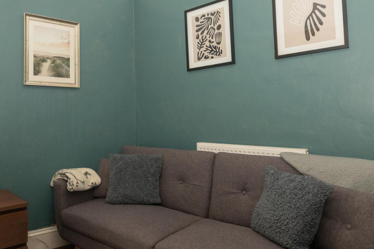 Belmont Villa - 4 Bed - Hot Tub Additional Cost - Sleeps 10-Tjs22Bv Ilfracombe Bagian luar foto