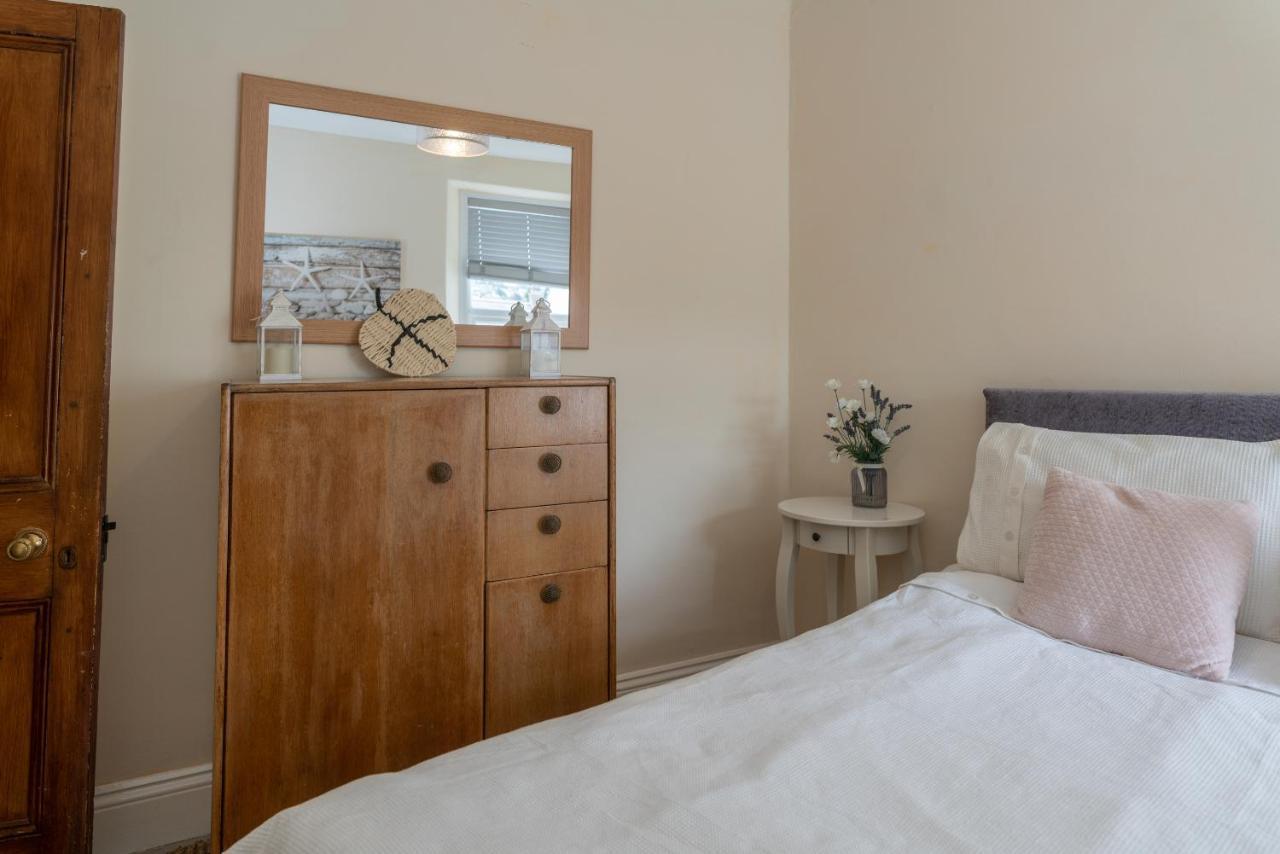 Belmont Villa - 4 Bed - Hot Tub Additional Cost - Sleeps 10-Tjs22Bv Ilfracombe Bagian luar foto