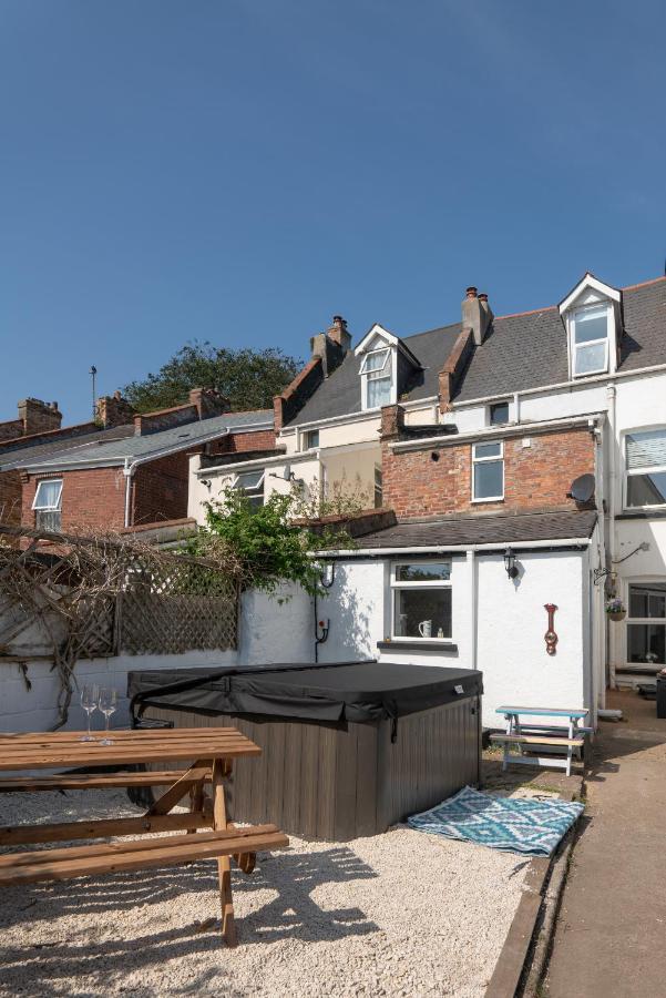 Belmont Villa - 4 Bed - Hot Tub Additional Cost - Sleeps 10-Tjs22Bv Ilfracombe Bagian luar foto
